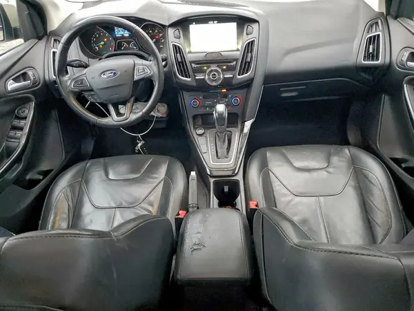1FADP3N28HL218132 2017 FORD FOCUS - Image 8