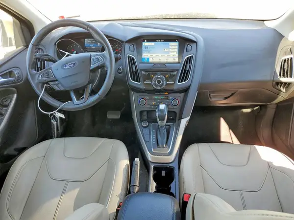 1FADP3N28HL272398 2017 FORD FOCUS - Image 8