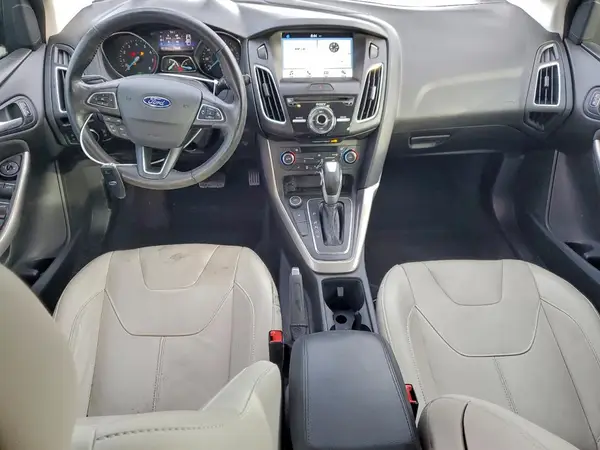 1FADP3N28HL331286 2017 FORD FOCUS - Image 8
