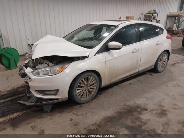 1FADP3N28HL347942 2017 FORD FOCUS - Image 2