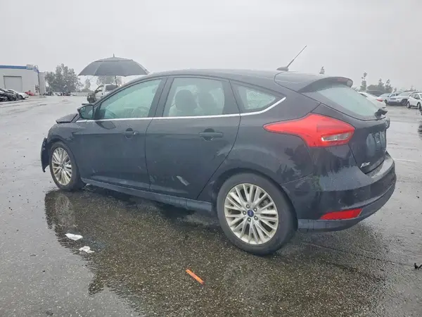 1FADP3N28JL247538 2018 FORD FOCUS - Image 2