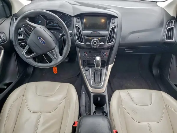 1FADP3N28JL273251 2018 FORD FOCUS - Image 8