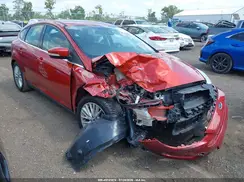 1FADP3N28JL303221 2018 FORD FOCUS