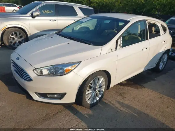 1FADP3N29GL222916 2016 FORD FOCUS - Image 2