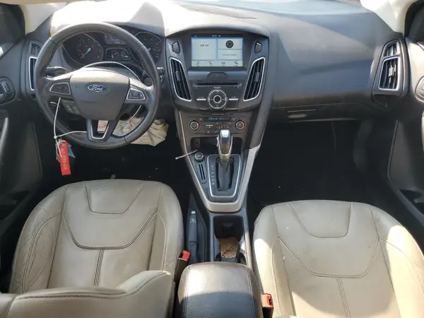 1FADP3N29GL235469 2016 FORD FOCUS - Image 8