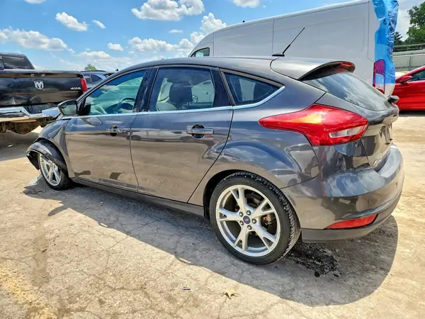 1FADP3N29GL238761 2016 FORD FOCUS - Image 2