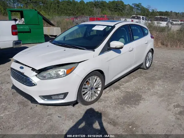 1FADP3N29GL266110 2016 FORD FOCUS - Image 2
