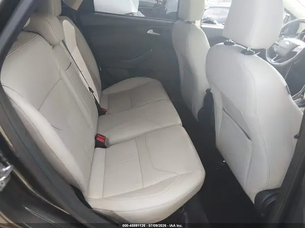 1FADP3N29GL315936 2016 FORD FOCUS - Image 8