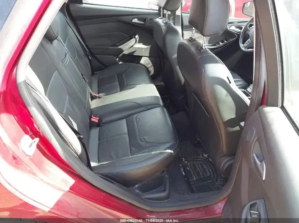 1FADP3N29GL318464 2016 FORD FOCUS - Image 8