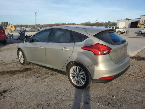 1FADP3N29GL325835 2016 FORD FOCUS - Image 2