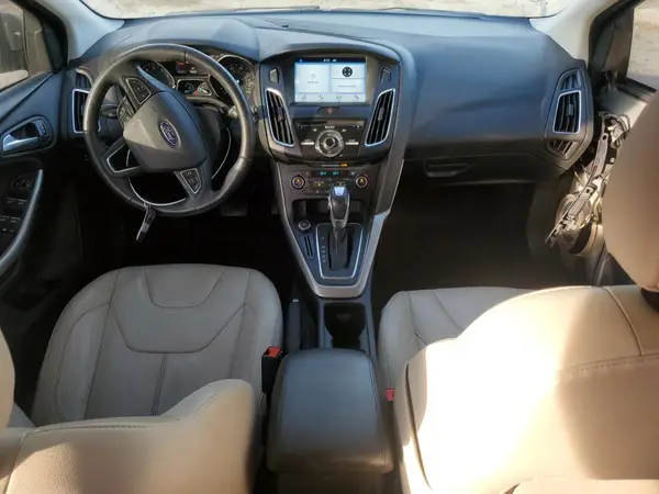 1FADP3N29GL325835 2016 FORD FOCUS - Image 8