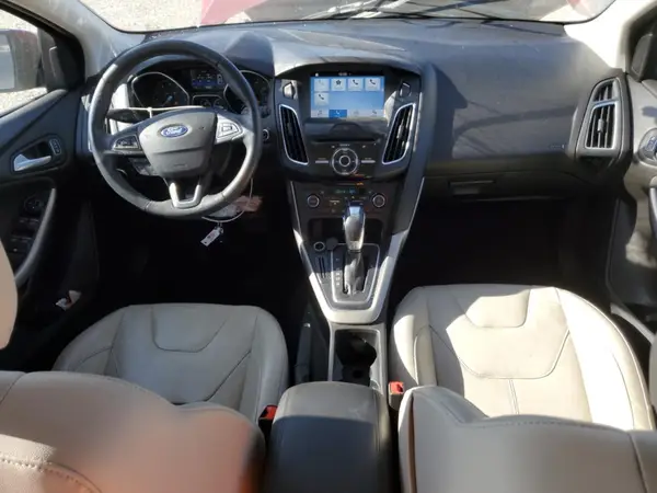 1FADP3N29GL326550 2016 FORD FOCUS - Image 8