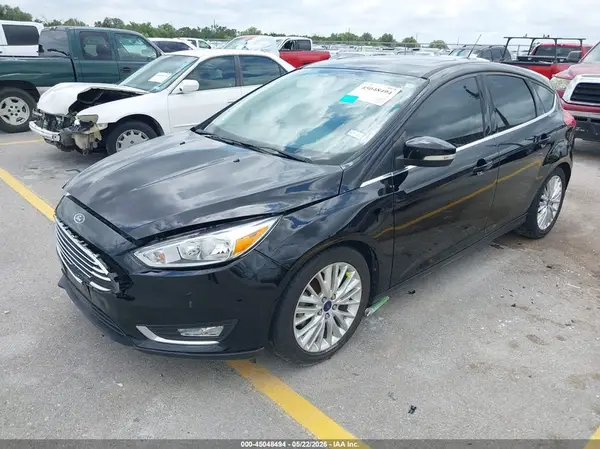 1FADP3N29GL387056 2016 FORD FOCUS - Image 2