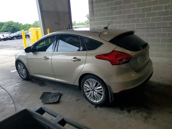 1FADP3N29HL262978 2017 FORD FOCUS - Image 2