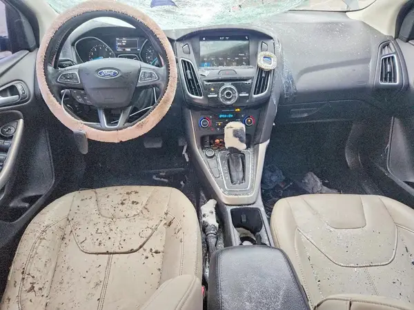 1FADP3N29HL279568 2017 FORD FOCUS - Image 8