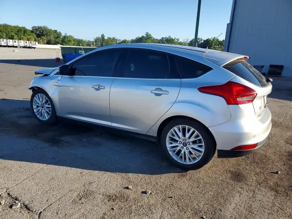 1FADP3N29HL287198 2017 FORD FOCUS - Image 2