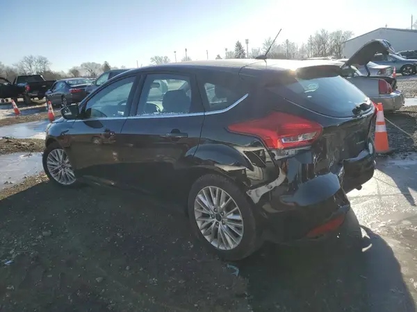1FADP3N29HL313105 2017 FORD FOCUS - Image 2