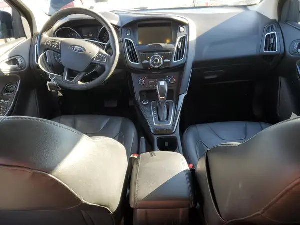 1FADP3N29HL313105 2017 FORD FOCUS - Image 8
