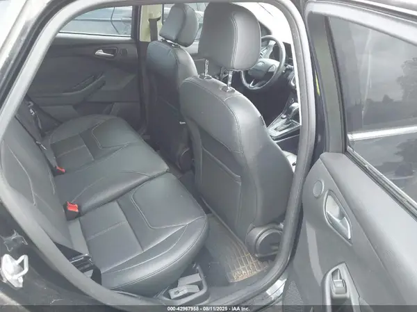 1FADP3N29HL313301 2017 FORD FOCUS - Image 8
