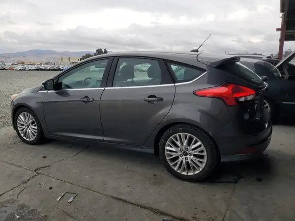 1FADP3N29HL314898 2017 FORD FOCUS - Image 2