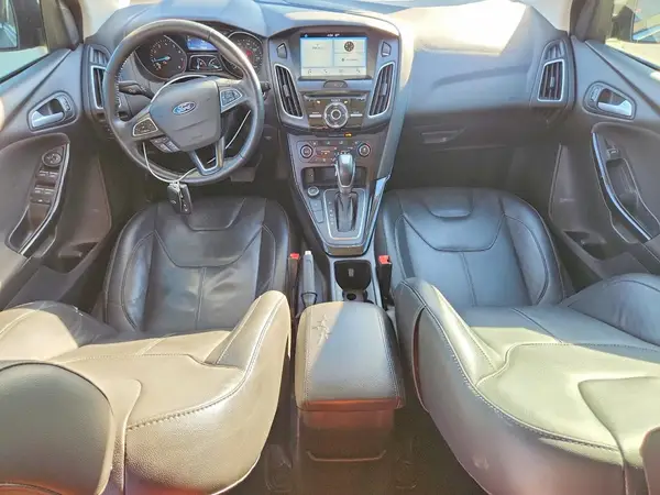 1FADP3N29HL320569 2017 FORD FOCUS - Image 8