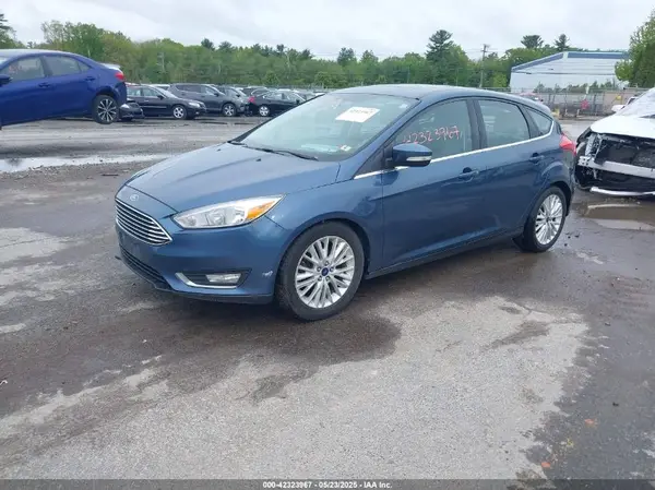 1FADP3N29JL242428 2018 FORD FOCUS - Image 2