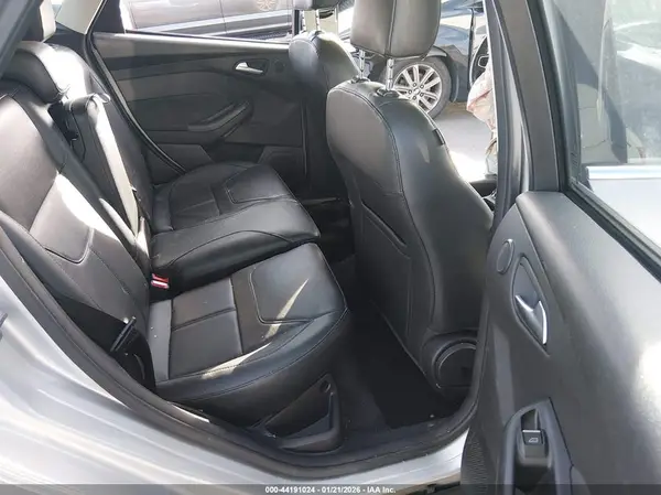 1FADP3N29JL247113 2018 FORD FOCUS - Image 8