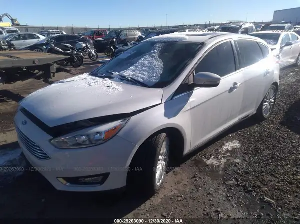 1FADP3N29JL261819 2018 FORD FOCUS - Image 2