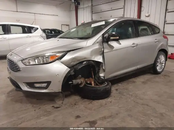 1FADP3N29JL269936 2018 FORD FOCUS - Image 2