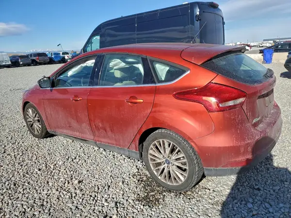 1FADP3N29JL324966 2018 FORD FOCUS - Image 2