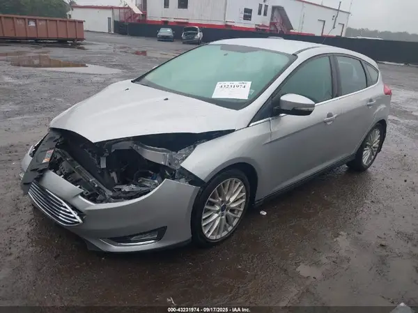 1FADP3N2XGL274880 2016 FORD FOCUS - Image 2