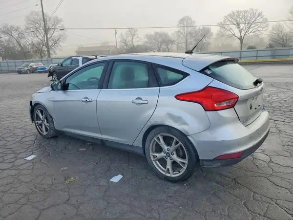 1FADP3N2XGL310180 2016 FORD FOCUS - Image 2