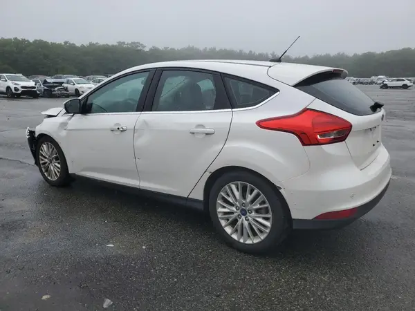 1FADP3N2XGL321275 2016 FORD FOCUS - Image 2
