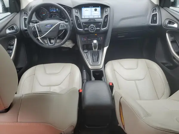 1FADP3N2XGL321275 2016 FORD FOCUS - Image 8