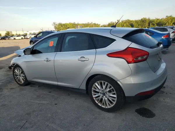 1FADP3N2XGL376941 2016 FORD FOCUS - Image 2