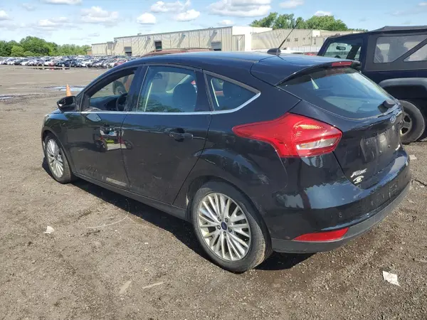 1FADP3N2XHL207729 2017 FORD FOCUS - Image 2
