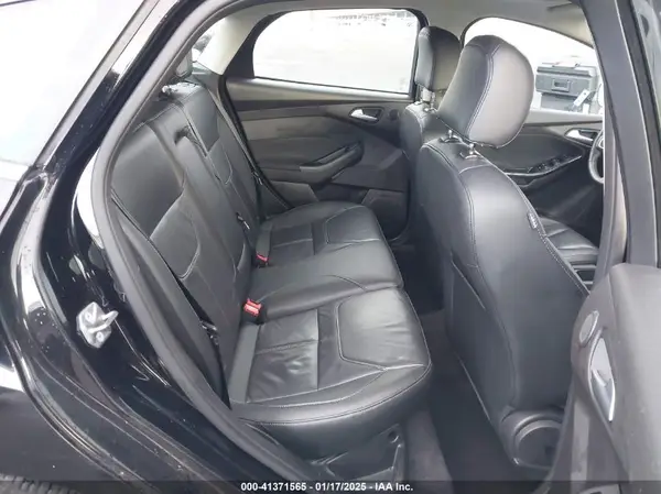 1FADP3N2XHL258549 2017 FORD FOCUS - Image 8