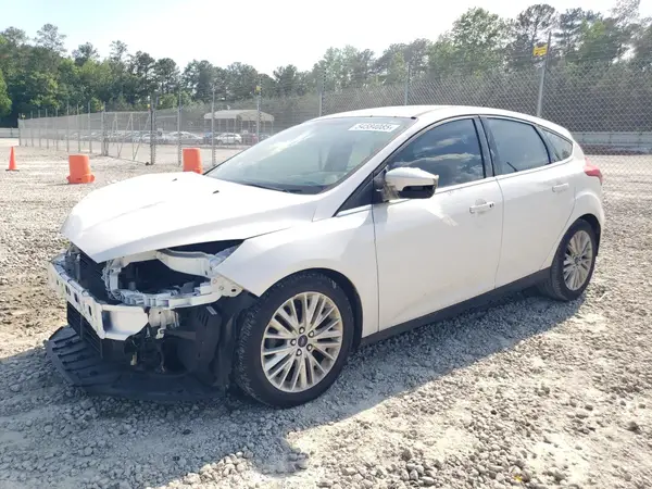 1FADP3N2XHL283063 2017 FORD FOCUS - Image 1