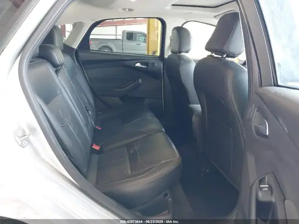1FADP3N2XHL288103 2017 FORD FOCUS - Image 8
