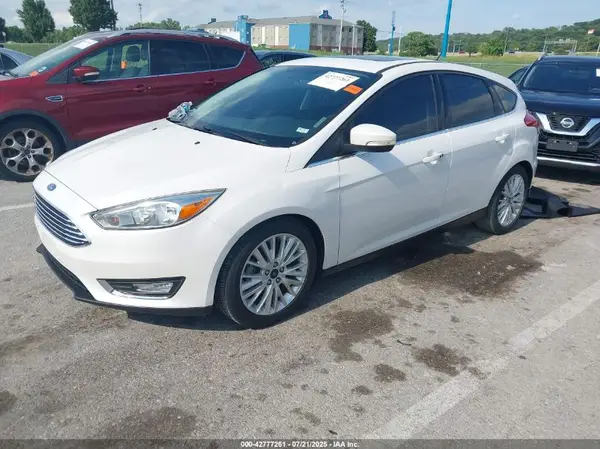 1FADP3N2XHL295925 2017 FORD FOCUS - Image 2