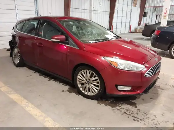1FADP3N2XHL334111 2017 FORD FOCUS - Image 1