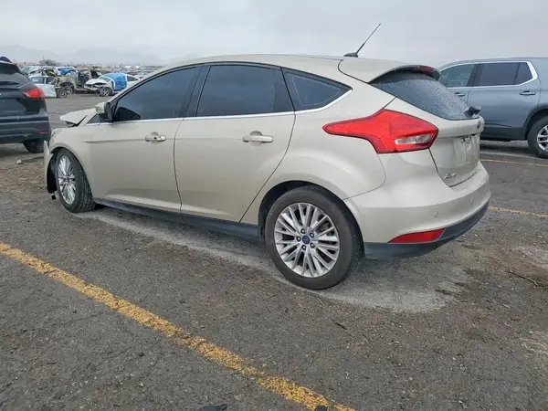 1FADP3N2XJL215089 2018 FORD FOCUS - Image 2