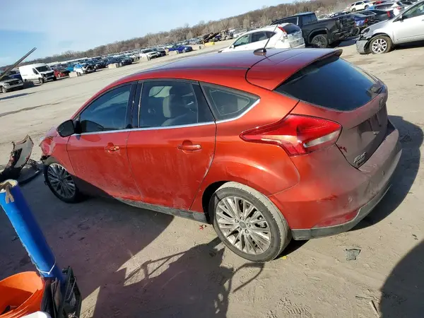 1FADP3N2XJL261876 2018 FORD FOCUS - Image 2
