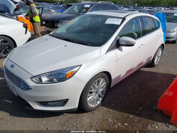 1FADP3N2XJL273283 2018 FORD FOCUS - Image 2