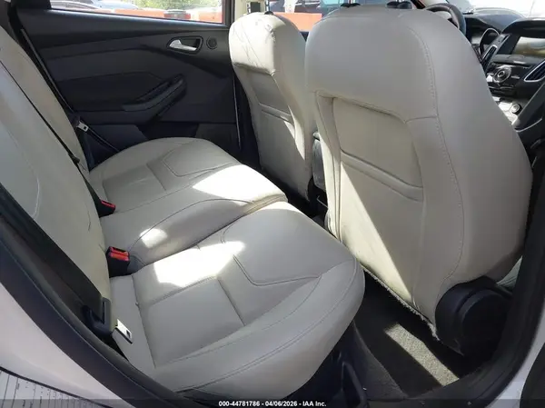 1FADP3N2XJL273283 2018 FORD FOCUS - Image 8