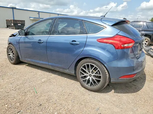 1FADP3N2XJL323485 2018 FORD FOCUS - Image 2