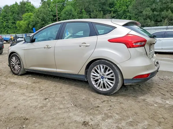 1FADP3N2XJL325155 2018 FORD FOCUS - Image 2