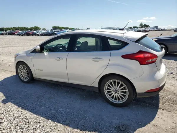 1FADP3R40HL261827 2017 FORD FOCUS - Image 2
