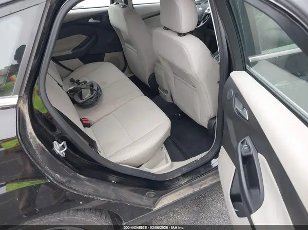 1FADP3R41GL388312 2016 FORD FOCUS - Image 8
