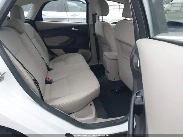 1FADP3R41HL224401 2017 FORD FOCUS - Image 8